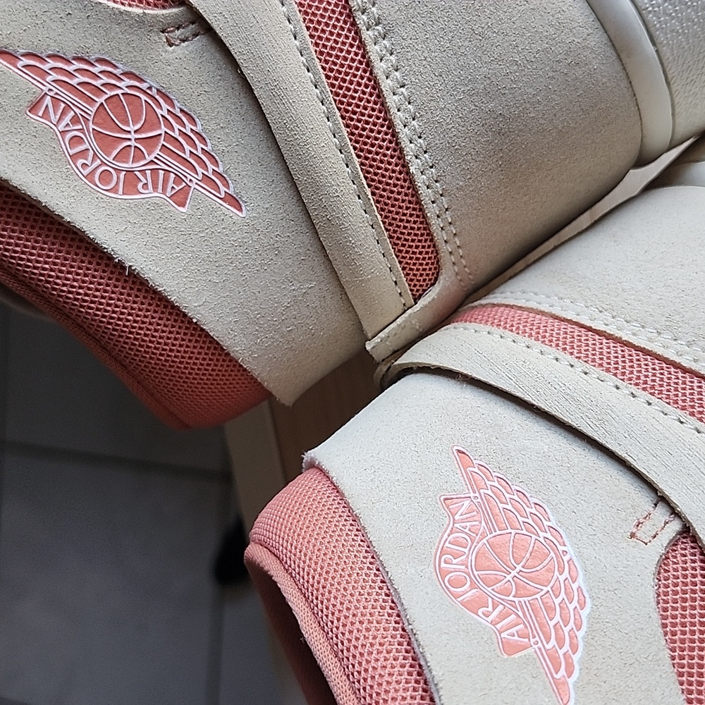 Air Jordan 1 Zoom CMFT 2 - Picture 7 of 8